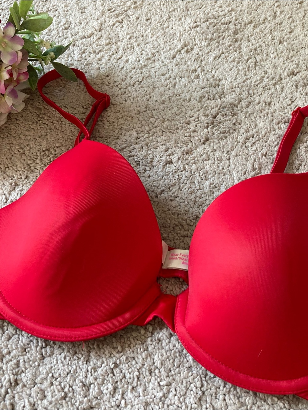 PINK Victoria's Secret Smooth Red T-Shirt Bra